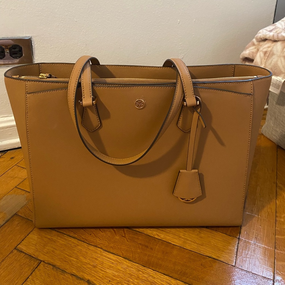 Tory Burch Robinson Tote Bag - Brown